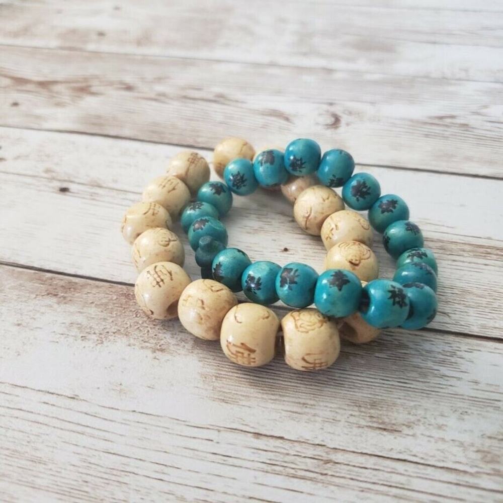 Set of 2 Bracelets - Wooden Stretch Bracelets